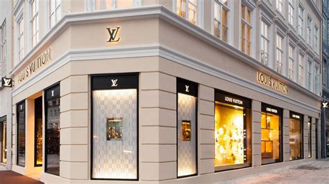 louis vuitton e shopping|louis vuitton shoponline.